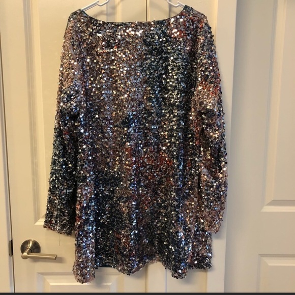 Sequins Mini Dress PERFECT FOR HOLIDAYS - Picture 4 of 6